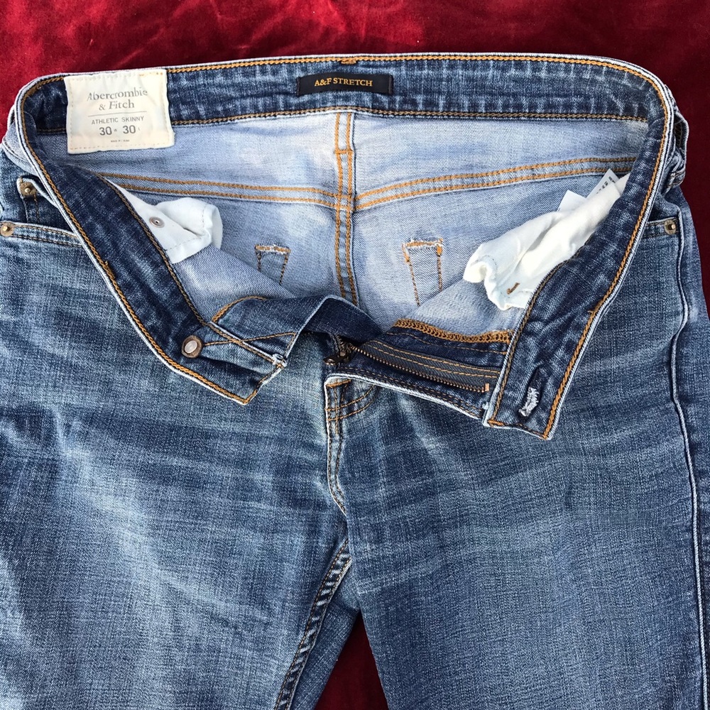 Abercrombie and Fitch Athletic Skinny Jeans 30x30